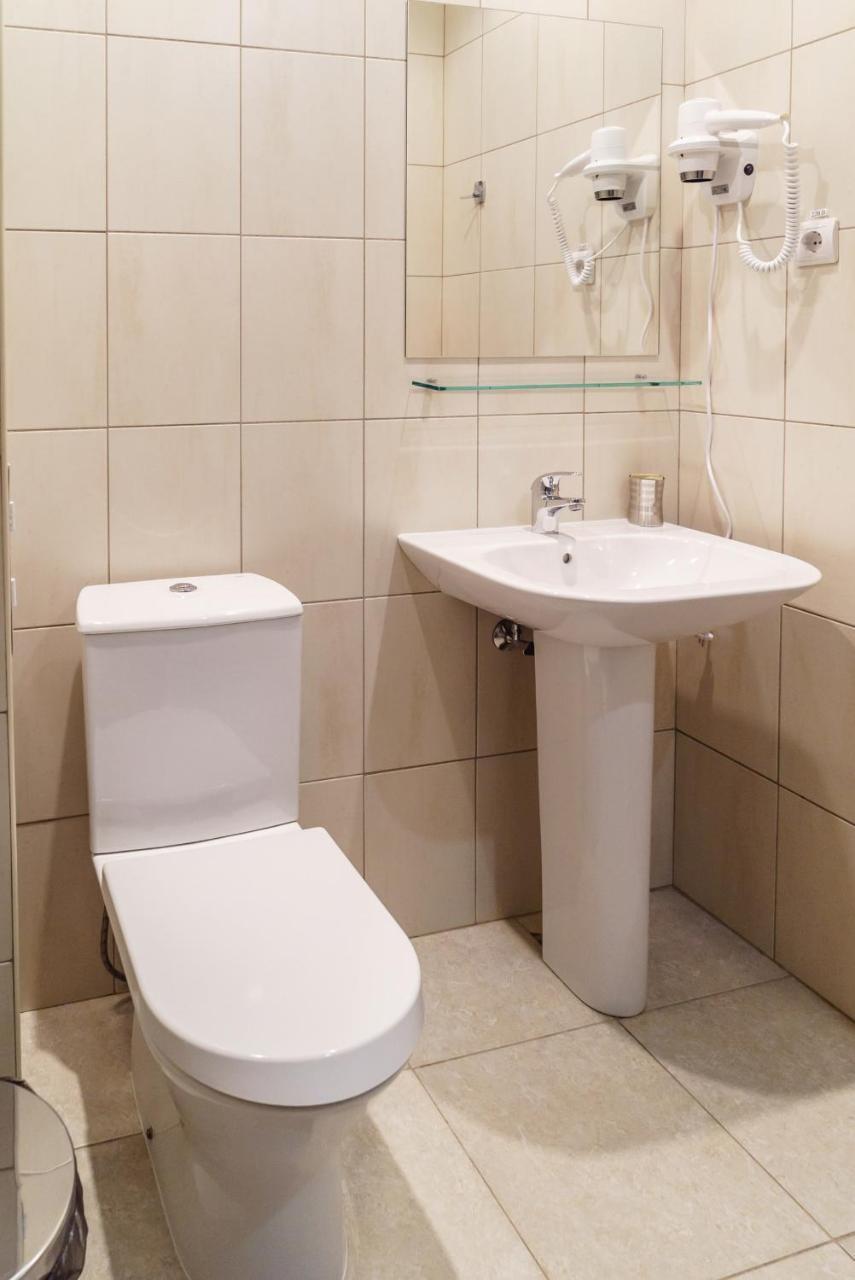 Isloch Park Hotel Rakaw Zewnętrze zdjęcie