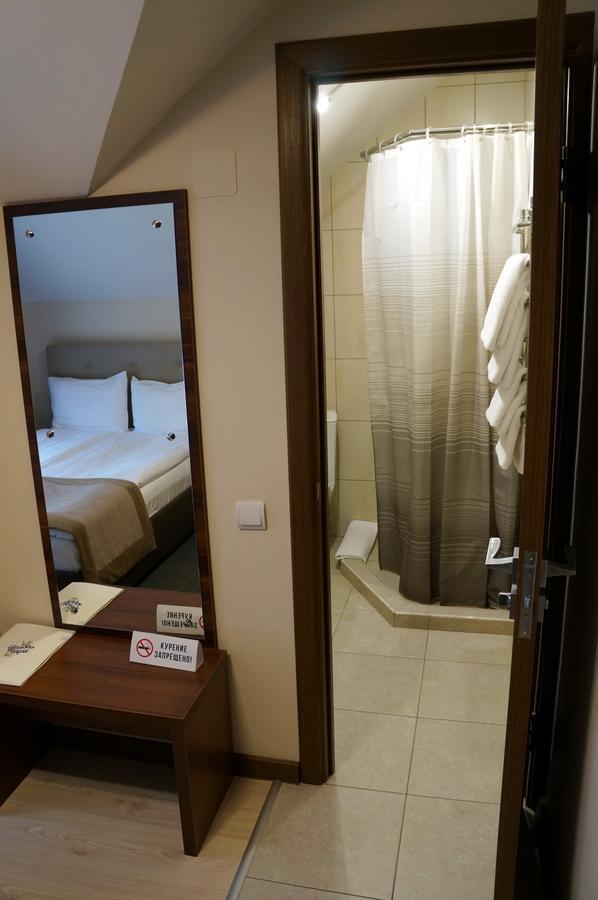 Isloch Park Hotel Rakaw Zewnętrze zdjęcie
