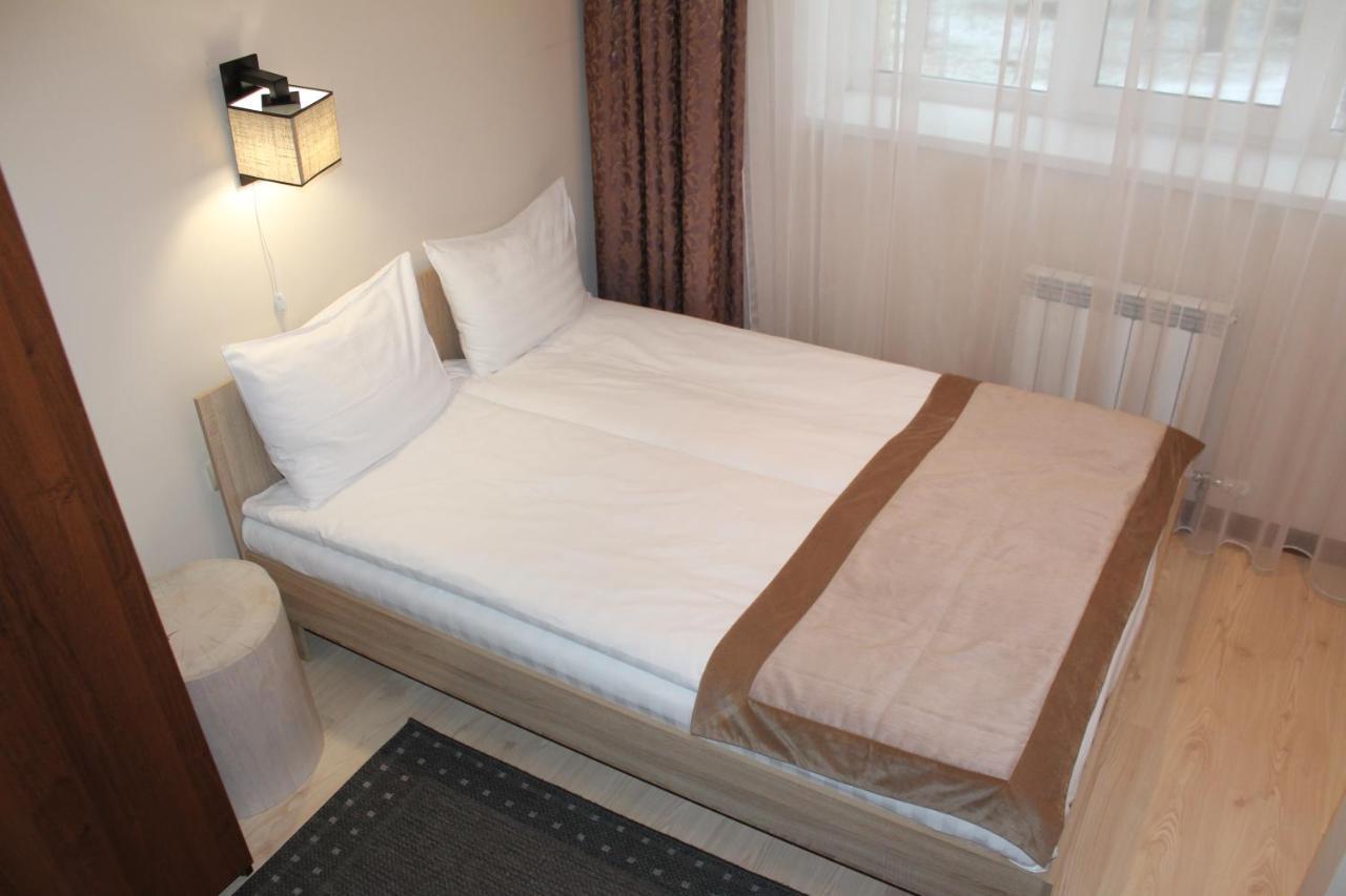 Isloch Park Hotel Rakaw Zewnętrze zdjęcie