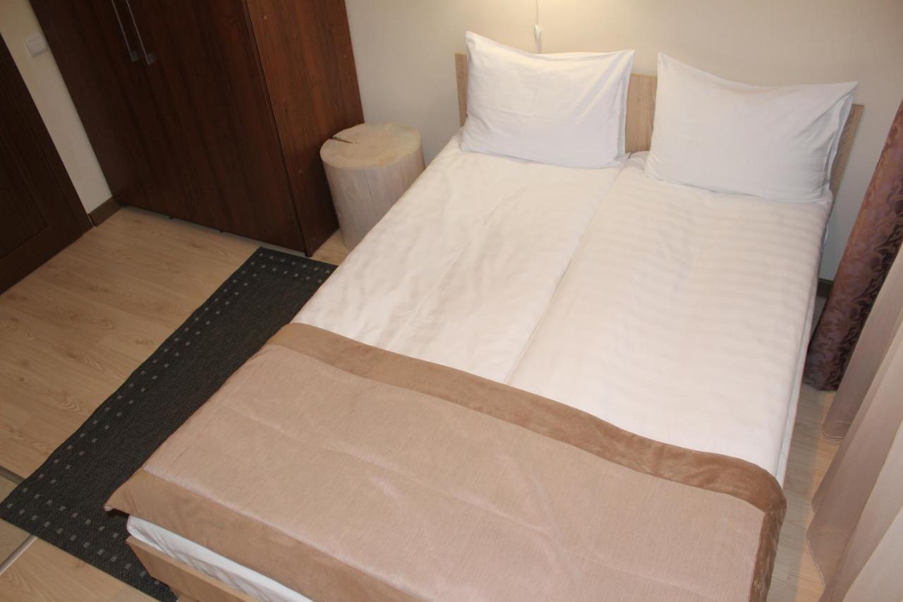 Isloch Park Hotel Rakaw Zewnętrze zdjęcie